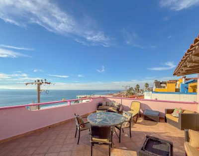 Seascape 4-bedroom beach house, private terrace